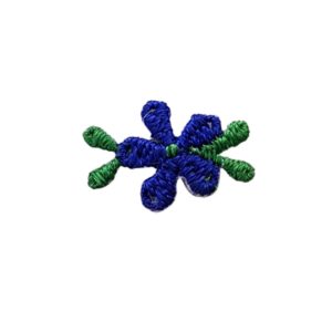 Daisy / Leaves - 18 x 12mm - Blue