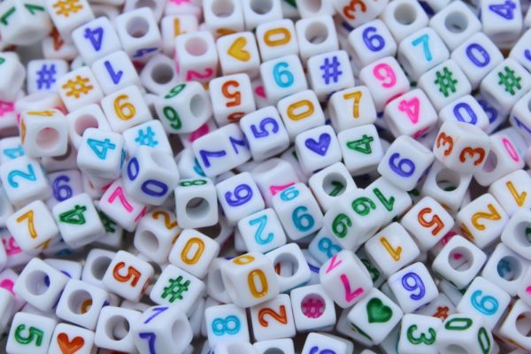 Number Cube - 8mm - Mix - White / Multi Colour