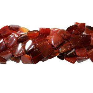 Red Line Agate - Twisted Flat Square - 15mm - 39cm Strand