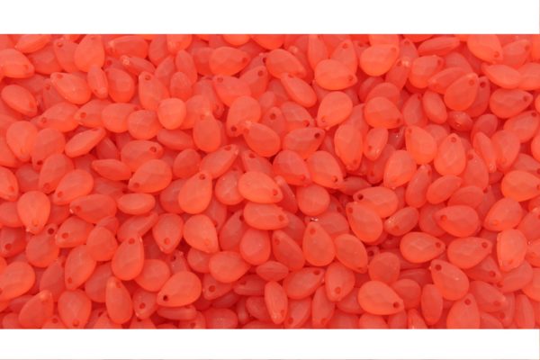 10 x 7mm - Flat Faceted Drop - Frost Red