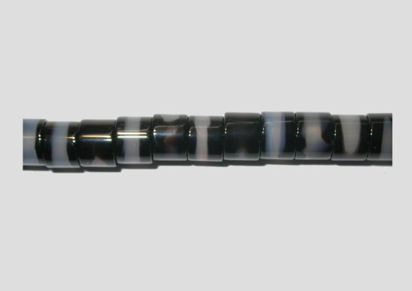 Agate - 9 x 7mm Barrel - 2 Tone - 40cm Strand