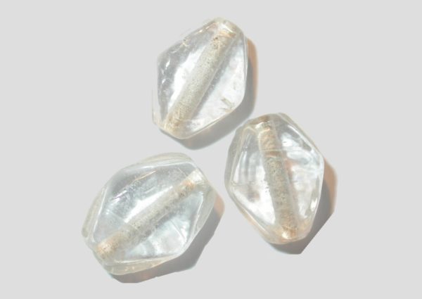 Flat Diamond Shape - 10mm - Clear