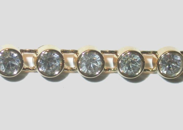 1 Row - 3mm - Gold / Crystal - Price per centimeter
