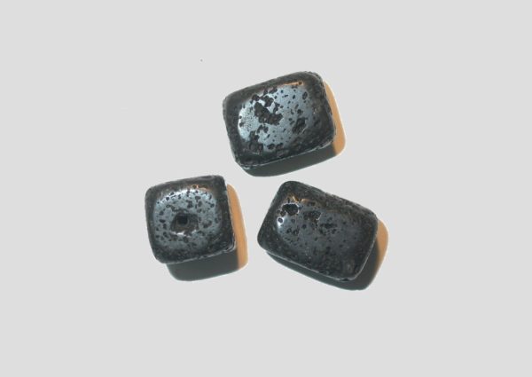 Lava Stone - Black - 16 x 11mm Rectangle