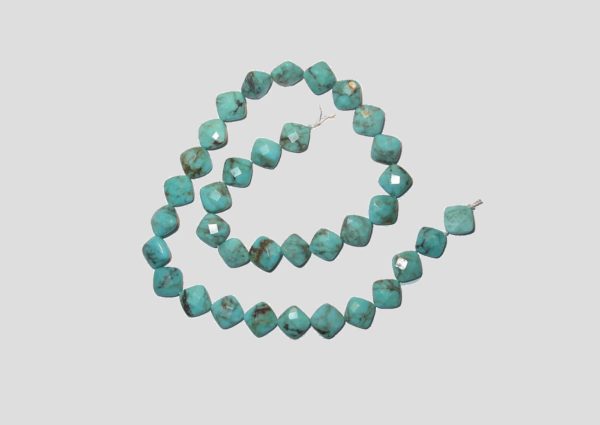 Turquoise - Faceted Square - 40cm Strand
