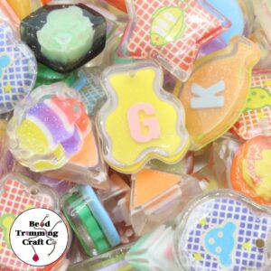 Novelty Charm Mix – 18 to 30mm