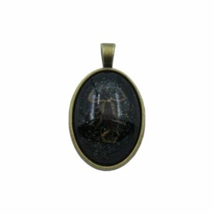 Scorpion Pendant - 34mm - Antique Brass / Jet