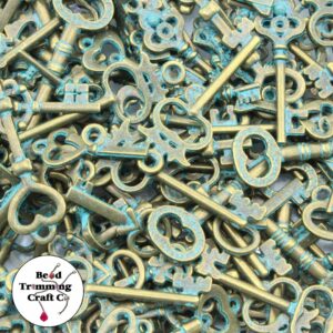 Key Charms - 18 to 34mm - Mixed Sizes - Ant Turquoise